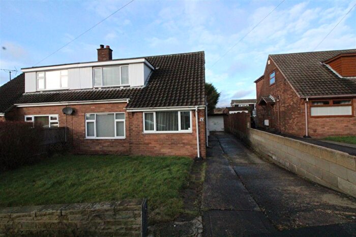 4 Bedroom Semi Detached House To Rent In Beech Way, Birstall, WF17