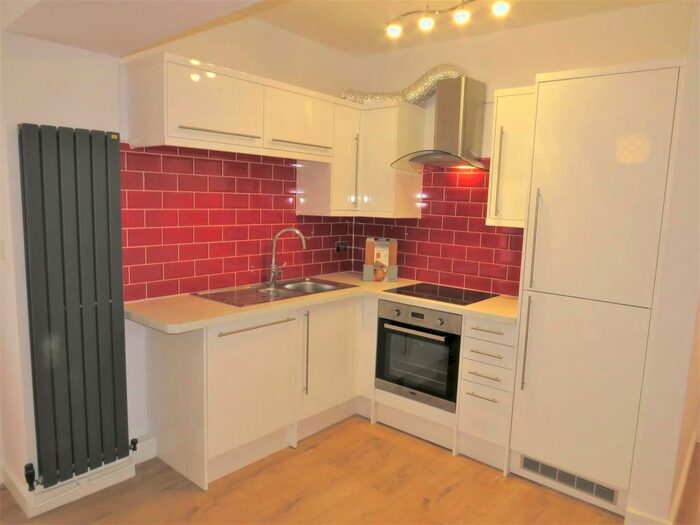 2 Bedroom Apartment To Rent In Salisbury Street, Fordingbridge, SP6