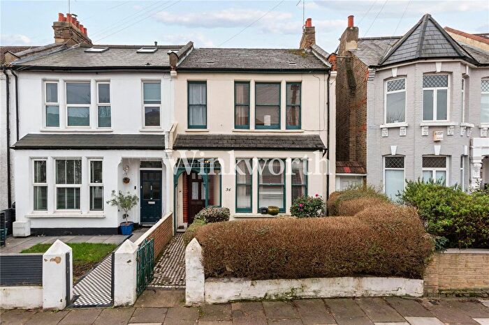 3 Bedroom End Terrace House For Sale In Cranleigh Road, London, N15