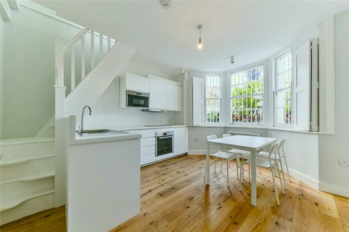 1 Bedroom Duplex To Rent In King Henrys Road, London, NW3