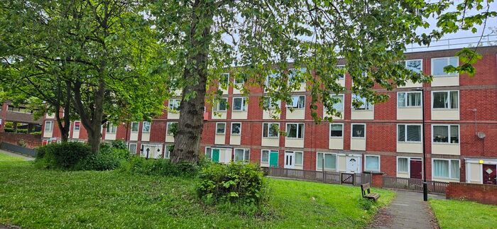 3 Bedroom Maisonette To Rent In St. Ann's Close, Newcastle Upon Tyne, NE1