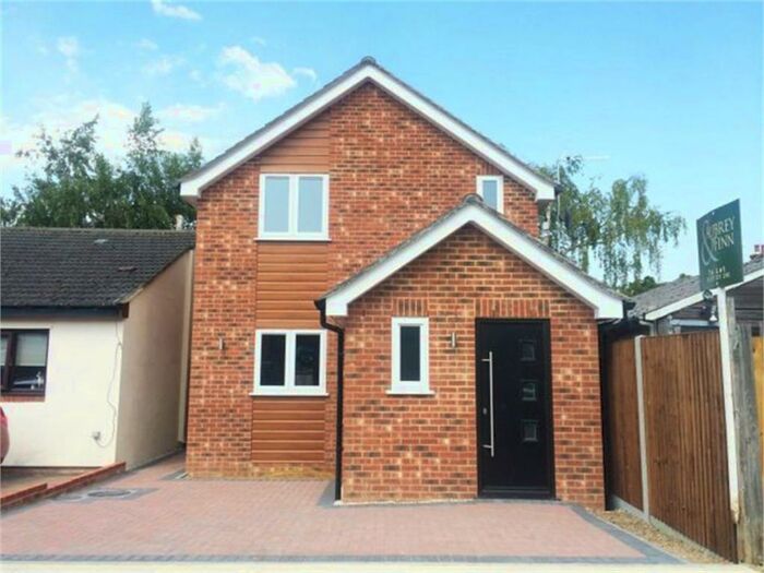 1 Bedroom Detached House To Rent In Marshals Avenue, St Albans, AL3