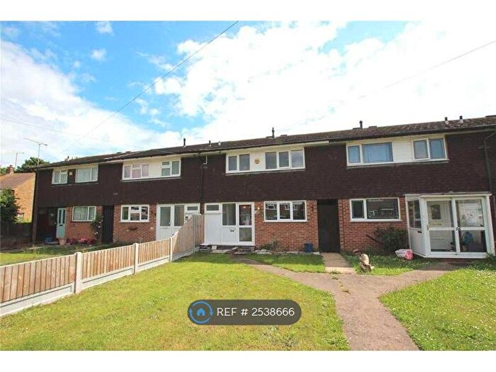 3 Bedroom Terraced House To Rent In Lincoln Chase, Southend-On-Sea, SS2