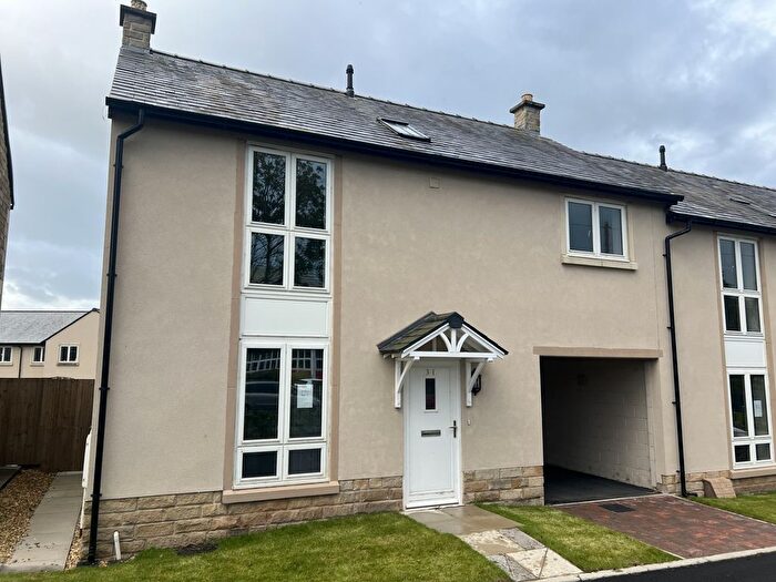 4 Bedroom Semi-Detached House To Rent In Hall Barn Drive, Longridge, PR3