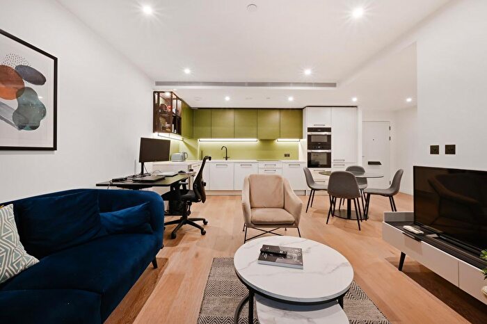 2 Bedroom Flat To Rent In Savoy House, Chelsea Creek, London, SW6