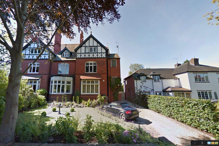 2 Bedroom Apartment To Rent In Hawthorn Lane, Cheshire, SK9