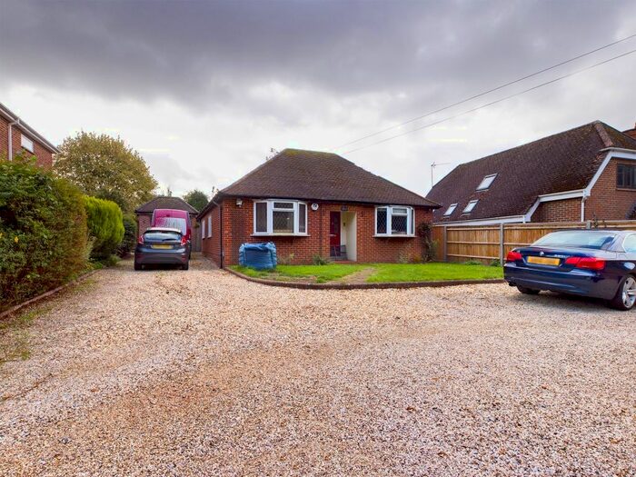 4 Bedroom Detached House To Rent In Worting Road, Basingstoke, RG22