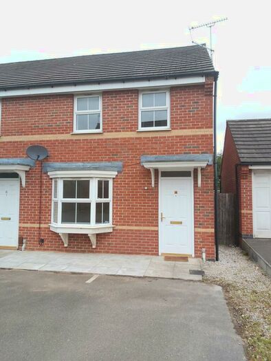 3 Bedroom Semi-Detached House To Rent In Damson Grove, Alvaston, Derby, DE24
