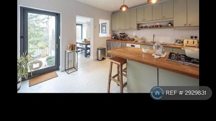 2 Bedroom Terraced House To Rent In Riverside Road, St Albans, AL1