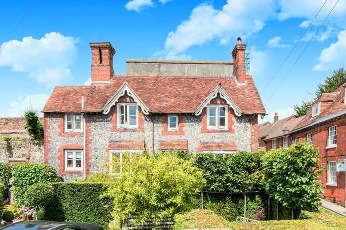 2 Bedroom Cottage To Rent In Old Winchester, SO23