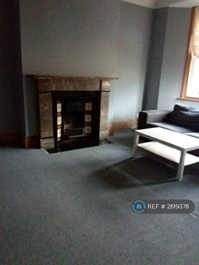 3 Bedroom Flat To Rent In Westbourne, Gateshead, NE8