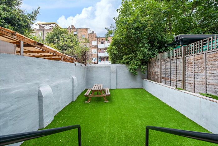 2 Bedroom Flat To Rent In Eversholt Street, Camden, NW1