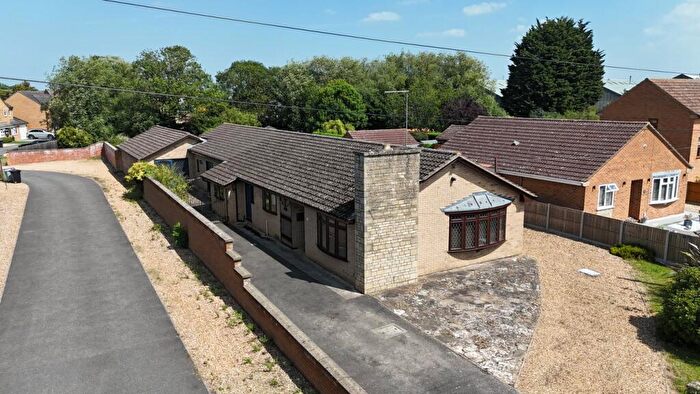 5 Bedroom Bungalow For Sale In Willoughby Road, Bourne, PE10