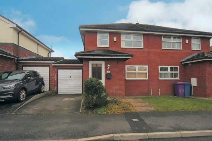 3 Bedroom Semi-Detached House To Rent In Railbrook Hey, Wavertree, Liverpool, L13