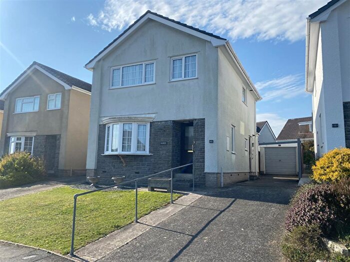 3 Bedroom Detached House For Sale In Clover Park, Haverfordwest, SA61