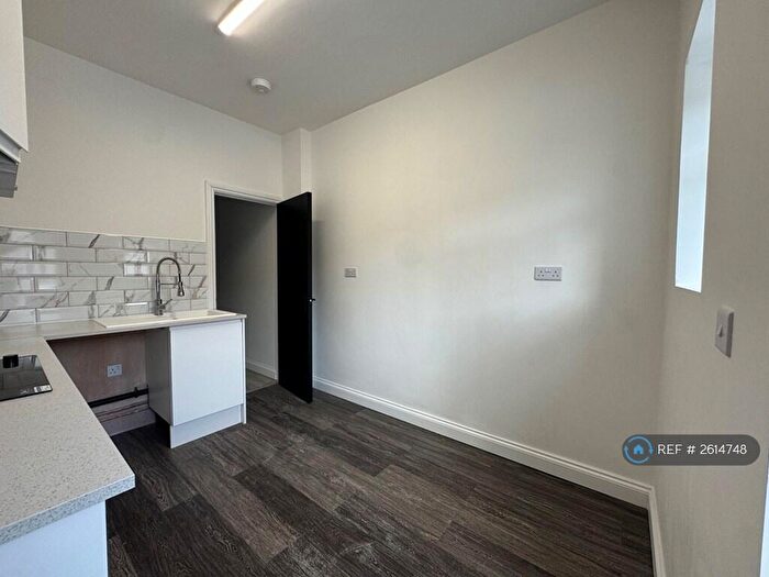 1 Bedroom Flat To Rent In Winstanley Street, Wellingborough, NN8