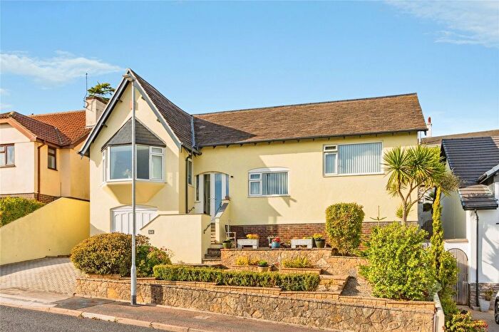 3 Bedroom Bungalow For Sale In Dolphin Crescent, Paignton, Devon, TQ3