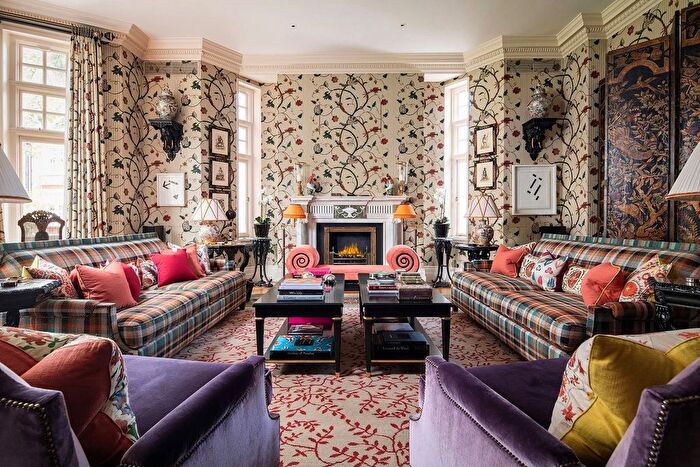 5 Bedroom Terraced House For Sale In Cadogan Gardens, London, SW3