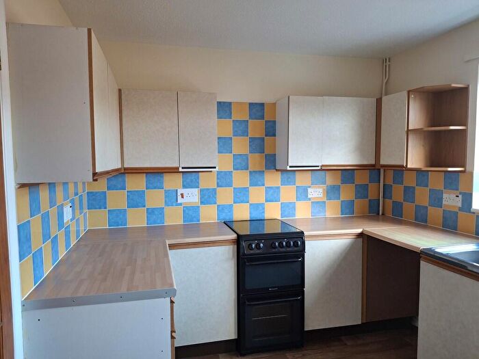 2 Bedroom End Of Terrace House To Rent In Chapel Street, Warminster, BA12