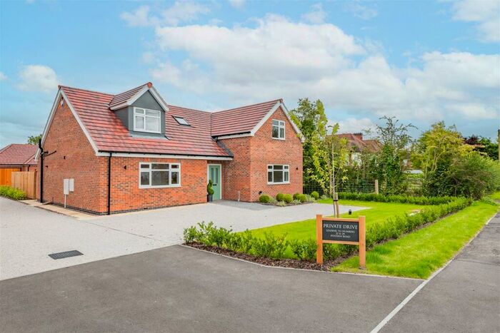 4 Bedroom Detached House For Sale In Postern Road, Tatenhill, Burton-On-Trent, DE13
