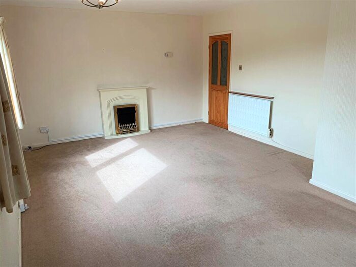 2 Bedroom Apartment To Rent In Harcourt Close, Urmston, Manchester, M41