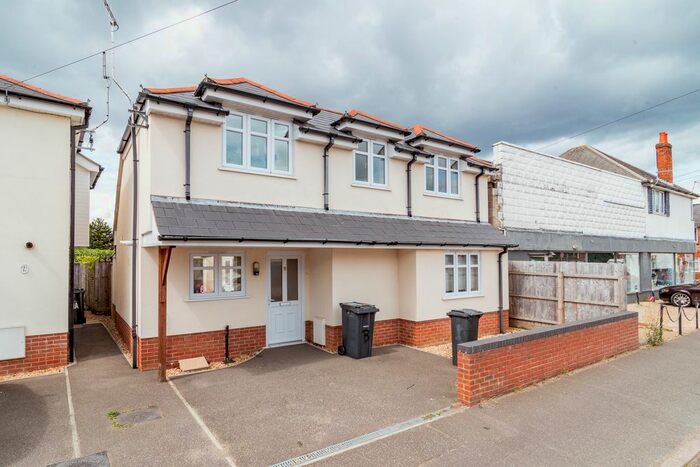 4 Bedroom Property To Rent In Ensbury Avenue, Bournemouth BH10