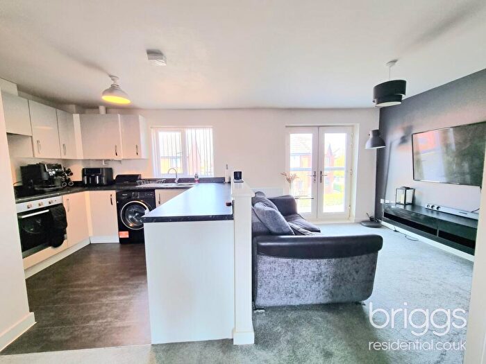 2 Bedroom Terraced House For Sale In Draper Road, Gunthorpe, Peterborough, PE4