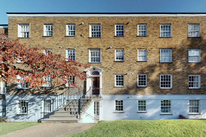 2 Bedroom Flat To Rent In Compton Road, London, N1