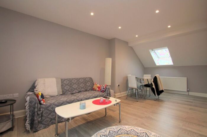 2 Bedroom Flat To Rent In Burnley Road, London, NW10