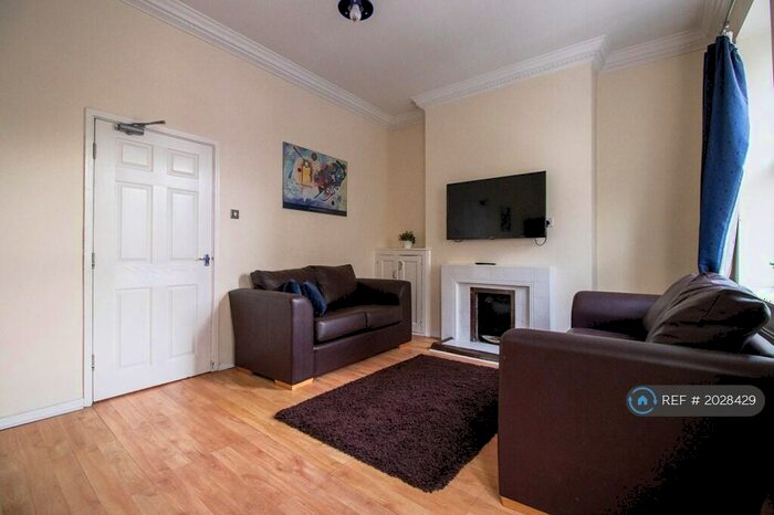 4 Bedroom Maisonette To Rent In Westgate Road, Newcastle Upon Tyne, NE4