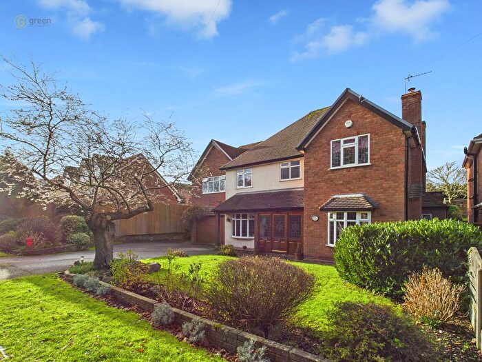 4 Bedroom Detached House For Sale In Maney Hill Road, Sutton Coldfield, B72