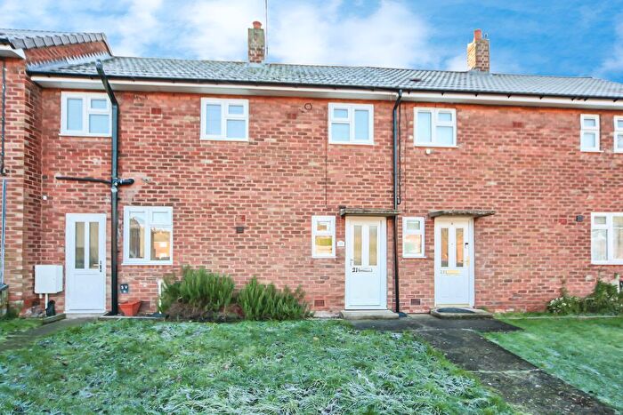 2 Bedroom Terraced House For Sale In Edge Hill Road, Leamington Spa, CV33