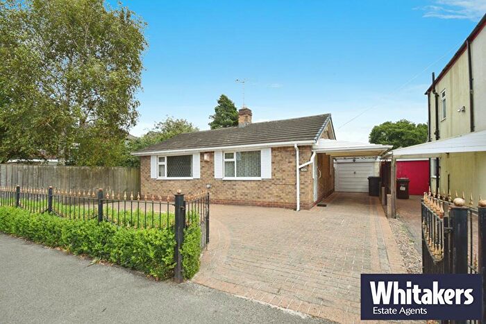 3 Bedroom Detached Bungalow To Rent In Gillshill Road, Hull, HU8