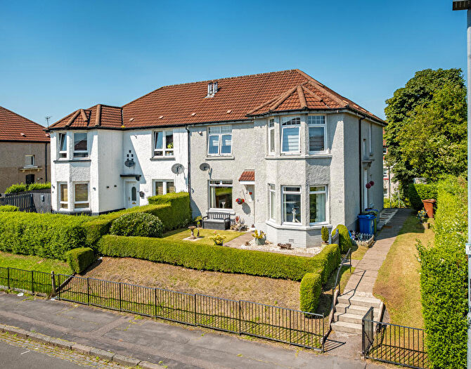 3 Bedroom Flat For Sale In Burnbrae Street, Glasgow, G21