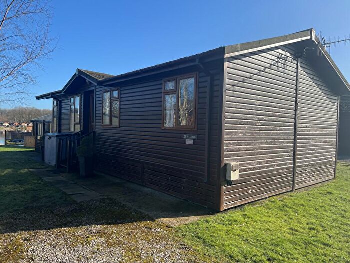 3 Bedroom Lodge For Sale In Lakeside, South Lakeland Leisure Village, Borwick, LA6