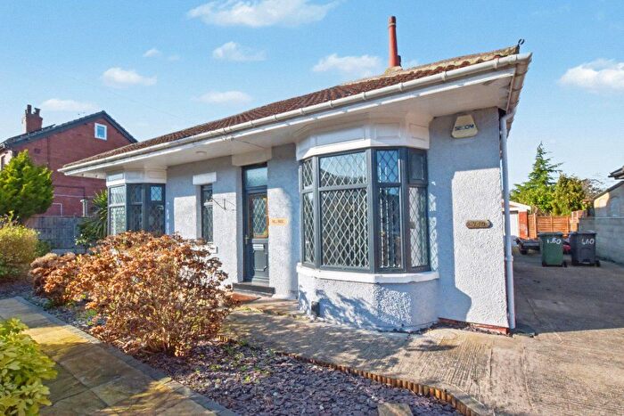 3 Bedroom Bungalow For Sale In Tong Road, Leeds, West Yorkshire, LS12