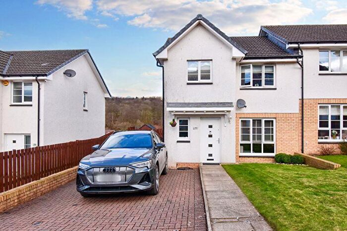 3 Bedroom Semi-Detached House For Sale In Lochan Road, Kilsyth, G65