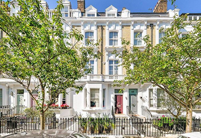 4 Bedroom House For Sale In Redcliffe Road, London, SW10