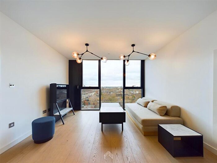 1 Bedroom Flat To Rent In Highgate Hill, London, N19