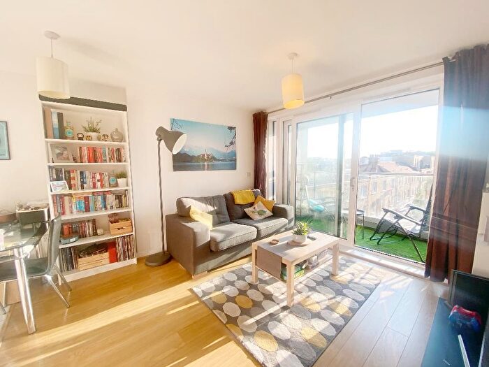 1 Bedroom Flat For Sale In Altius Apartments, Wick Lane, London, E3