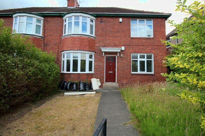 2 Bedroom Flat To Rent In Great North Road, Gosforth, Newcastle Upon Tyne, NE3