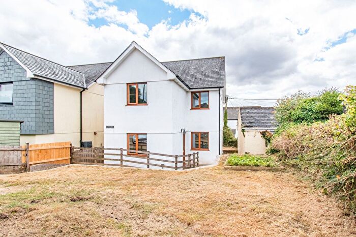 3 Bedroom Detached House For Sale In Fore Street, Pensilva, PL14