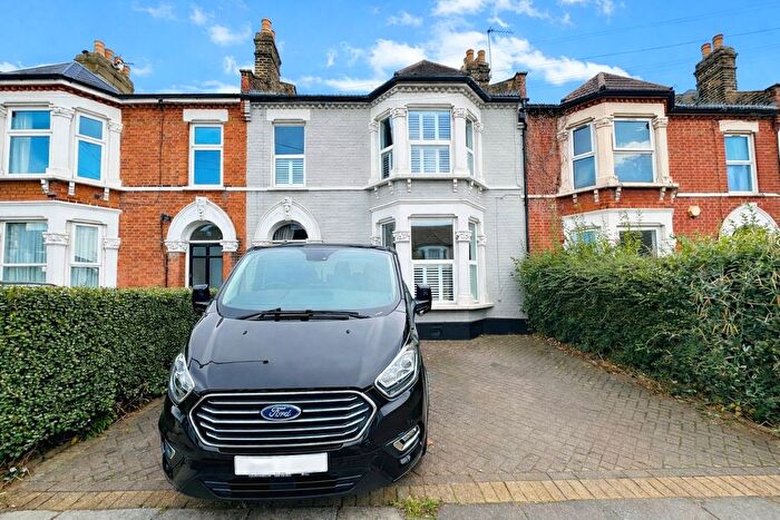 4 Bedroom Terraced House For Sale In Hazelbank Road, Catford, London, SE6