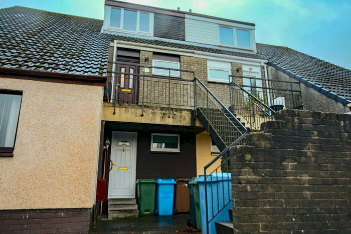 3 Bedroom Maisonette To Rent In Bridgeside Avenue, Whitburn, EH47