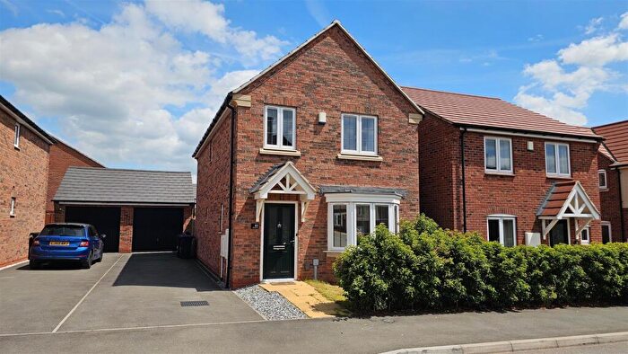 3 Bedroom Detached House For Sale In Hallam Drive, Radcliffe On Trent, NG12