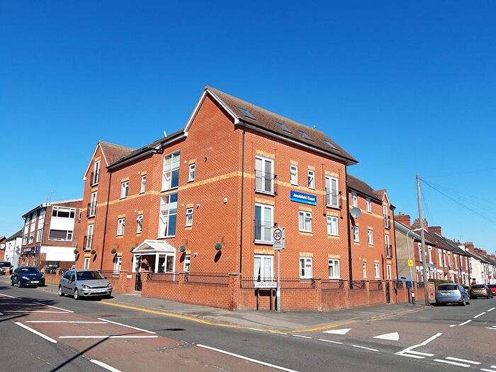 2 Bedroom Flat To Rent In Jacobfield Court, Arbury Road, Nuneaton, Warwickshire, CV10