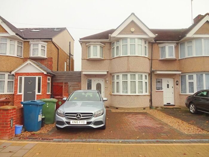 3 Bedroom Semi-Detached Bungalow To Rent In Exeter Road, Harrow, Middlesex, HA2