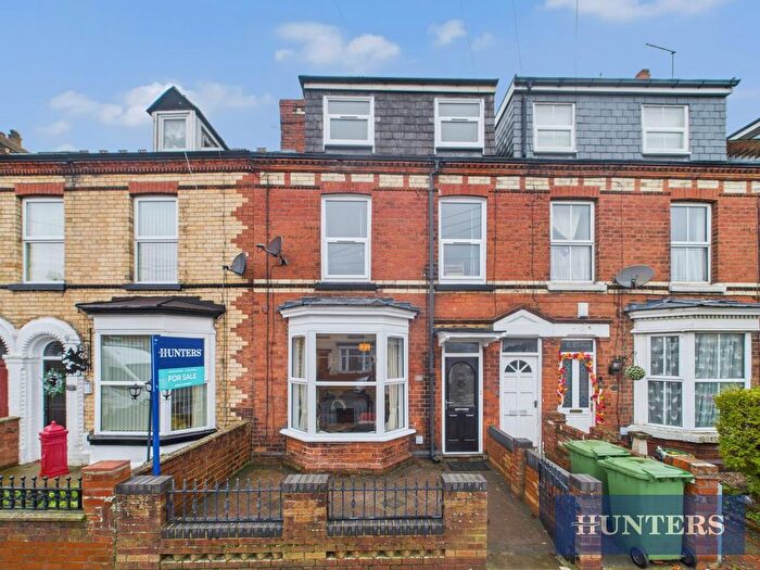 3 Bedroom Terraced House For Sale In St. Johns Avenue, Bridlington, YO16