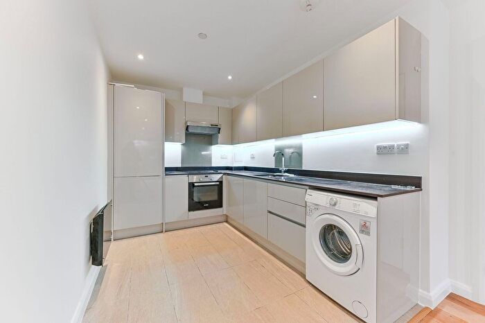 1 Bedroom Flat To Rent In High Street, New Malden, KT3