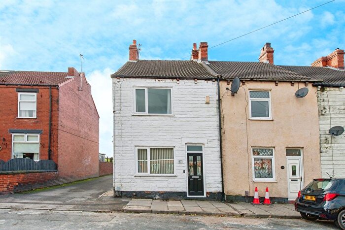2 Bedroom End Terrace House For Sale In Ashton Road, Castleford, WF10